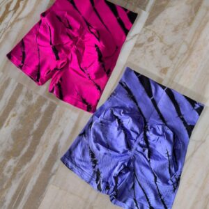Short deportivo levanta cola